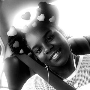 Meet your Posher, Timoya